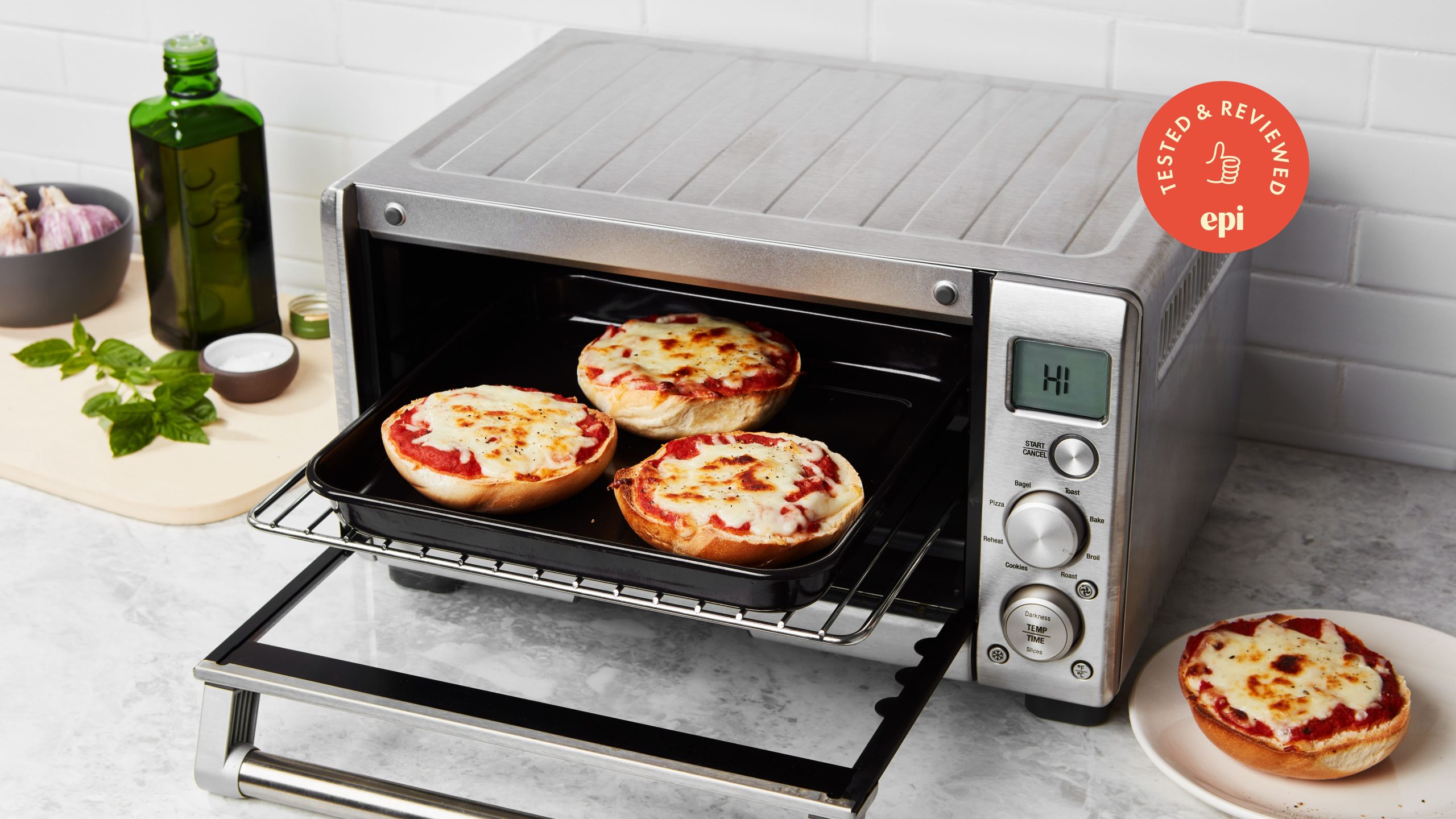 How To Perfectly Toast A Bagel In A Toaster Oven: A Foolproof Guide!